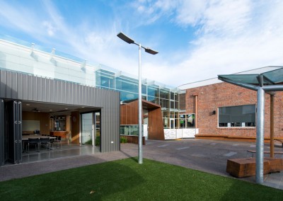 Bairnsdale-library-lawn